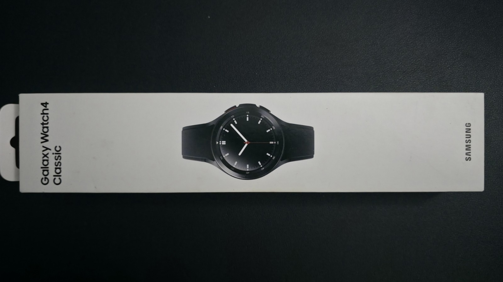 Samsung Galaxy Watch4 Classic 42mm Black 16GB Bluetooth Wi‑Fi Water-Resistant