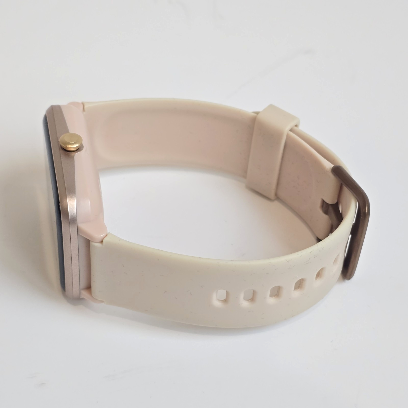 Fitpolo Model ID205L Bluetooth HD Screen Smart Watch Wearable Tracker Heart Rate
