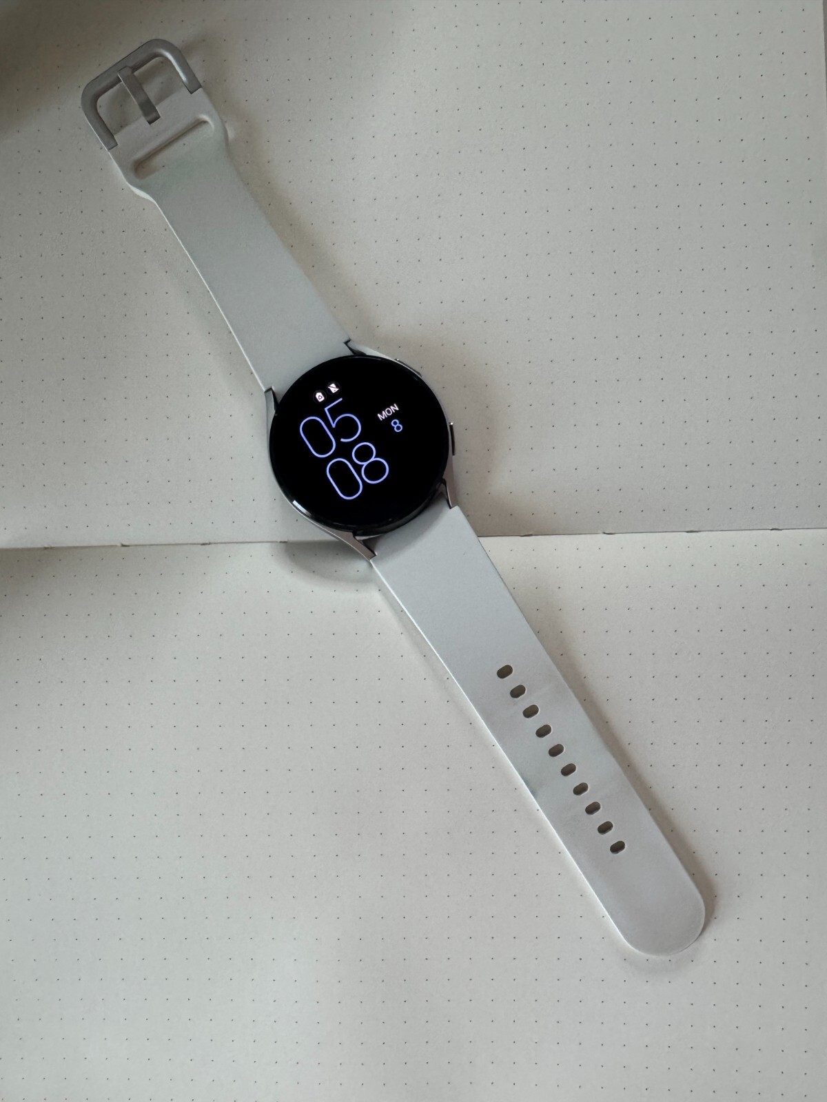 Samsung Galaxy Watch6 SM-R940 44mm Aluminum Case with Sport Band – Silver…