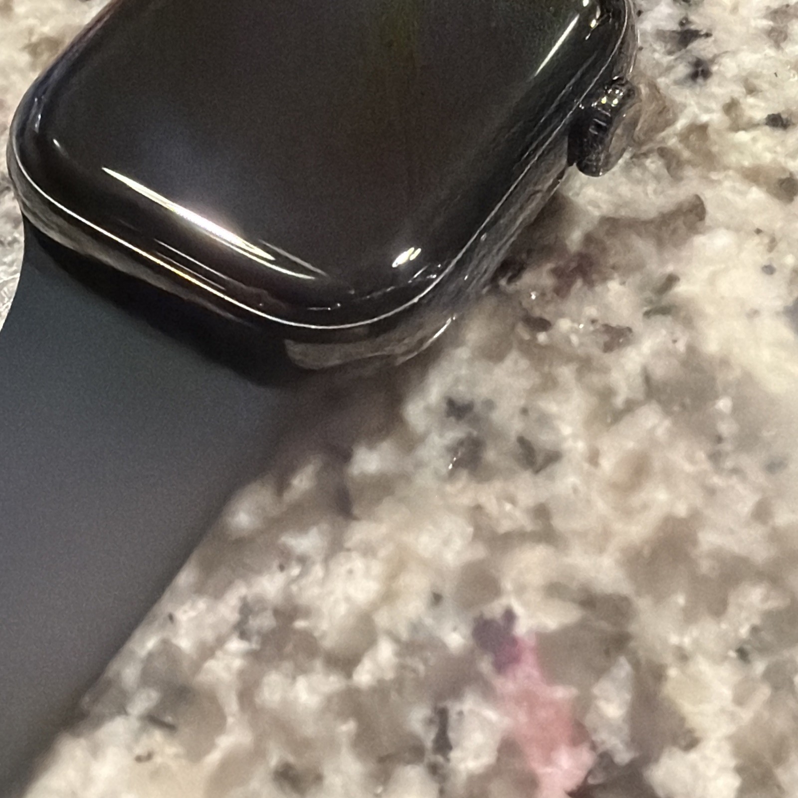Apple Watch Series 10 Titanium 42mm GPS + Cellular Unlocked Works Great – READ