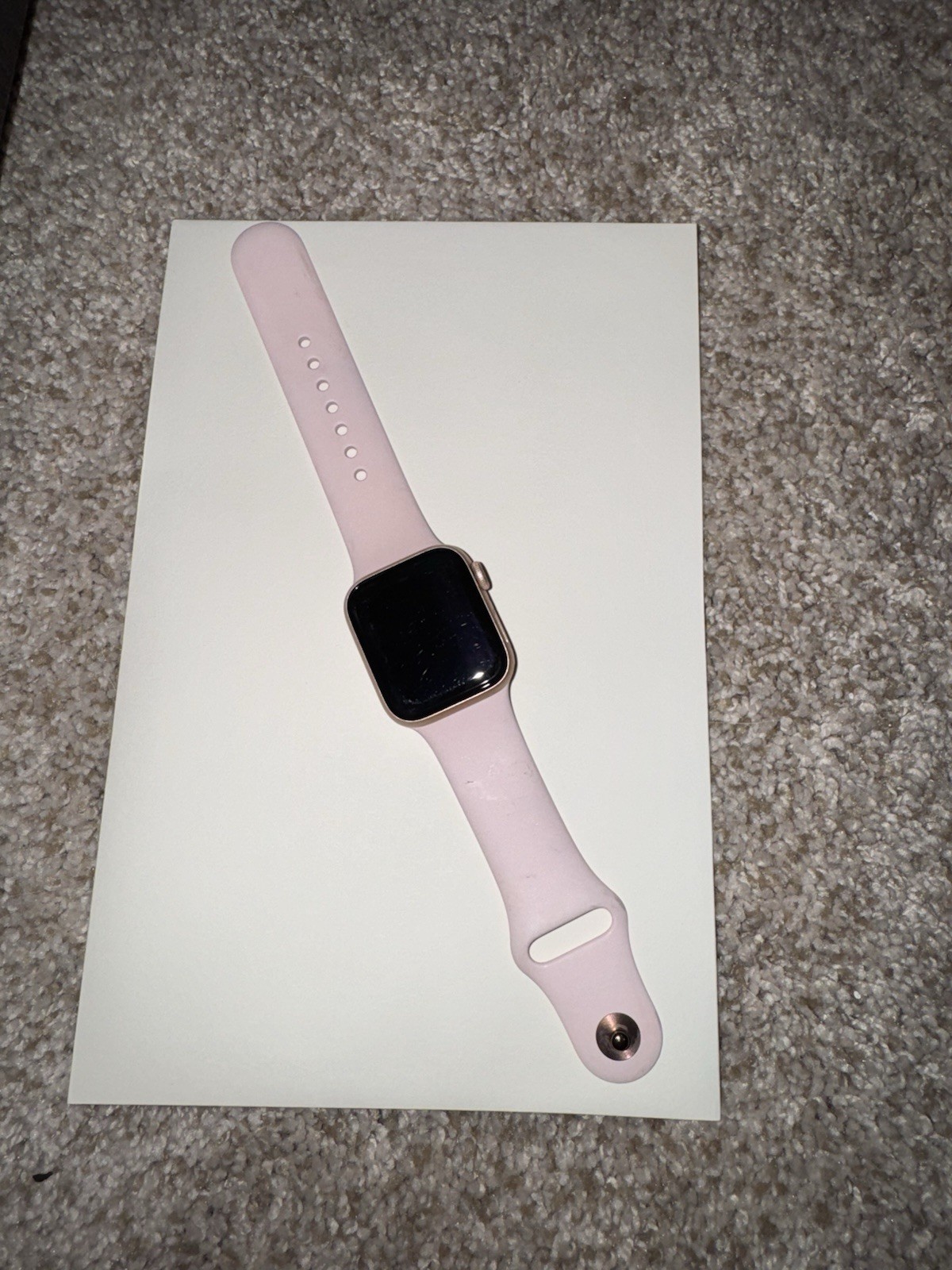 Apple Watch Series 4 40 mm Gold Aluminum Case with Pink Sand Sport Band (GPS)
