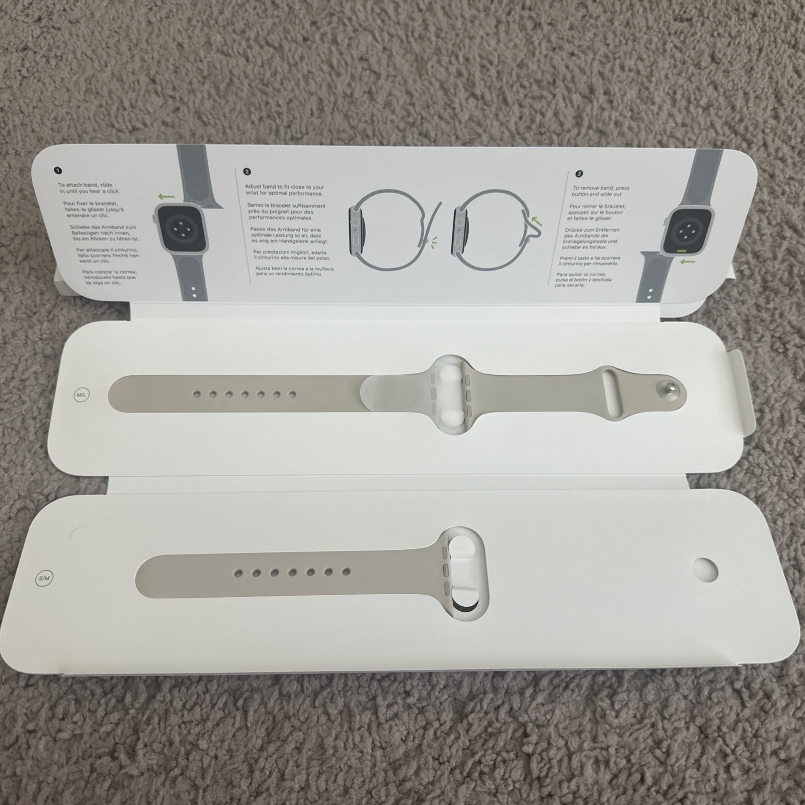 Apple Watch Series 7 45mm Aluminum Case with Sport Band – Starlight