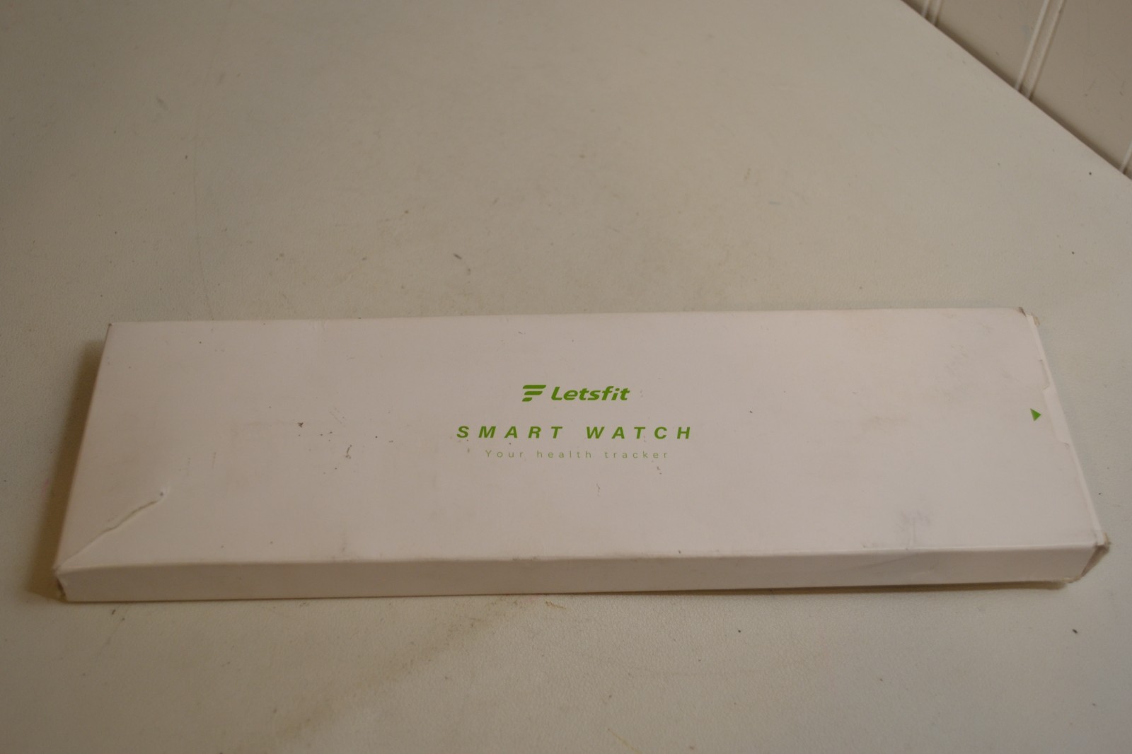 Letsfit Smart Watch w/2 Black Watch Bands E27 Charging cable included
