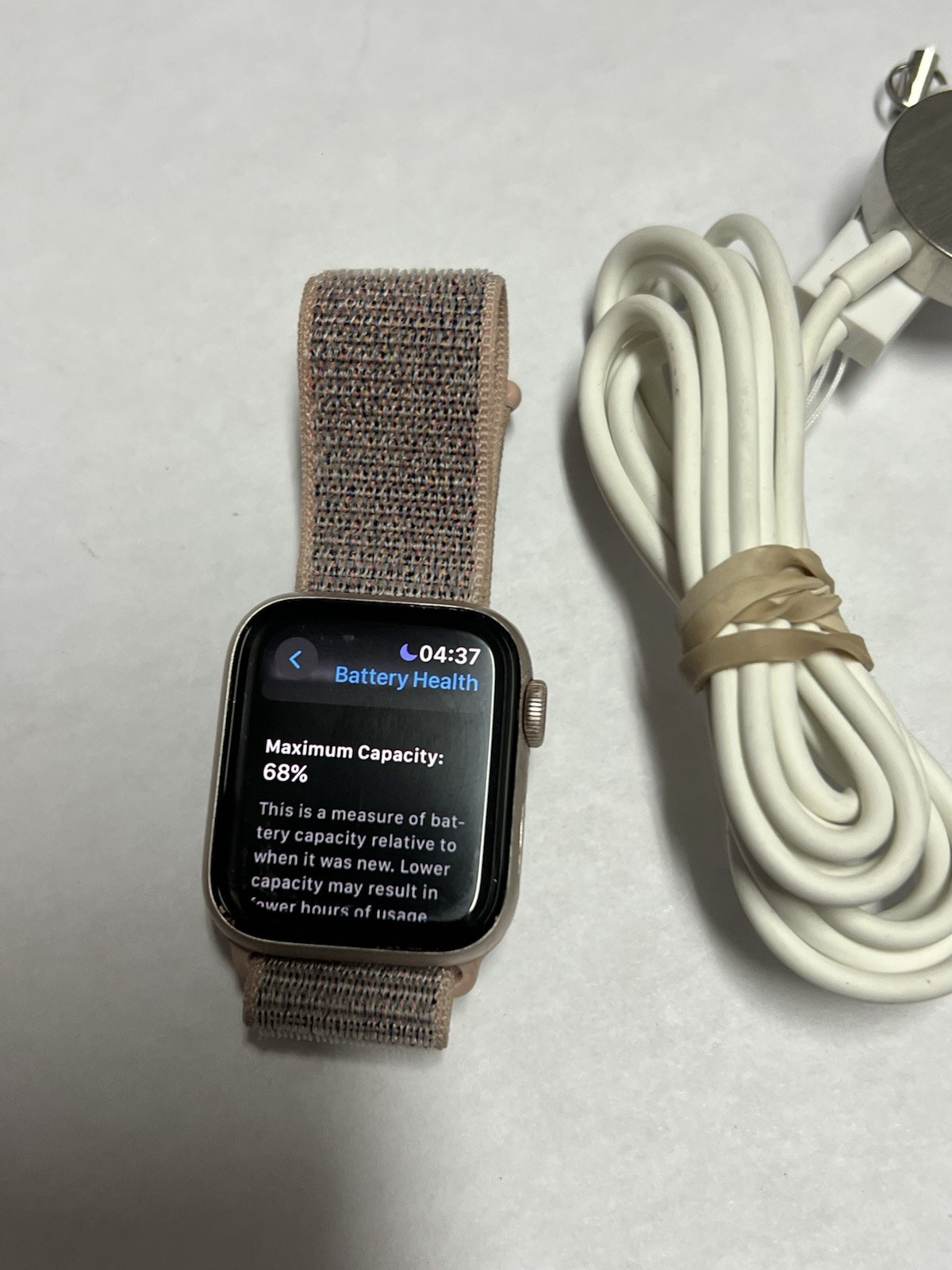 Apple Watch Series 4 40mm Aluminum Case Sport Band (GPS+cellular) unlocked