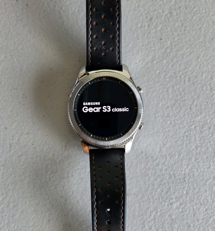 Samsung Gear S3 Classic Smartwatch Stainless Steel, Silver 316l With Extras
