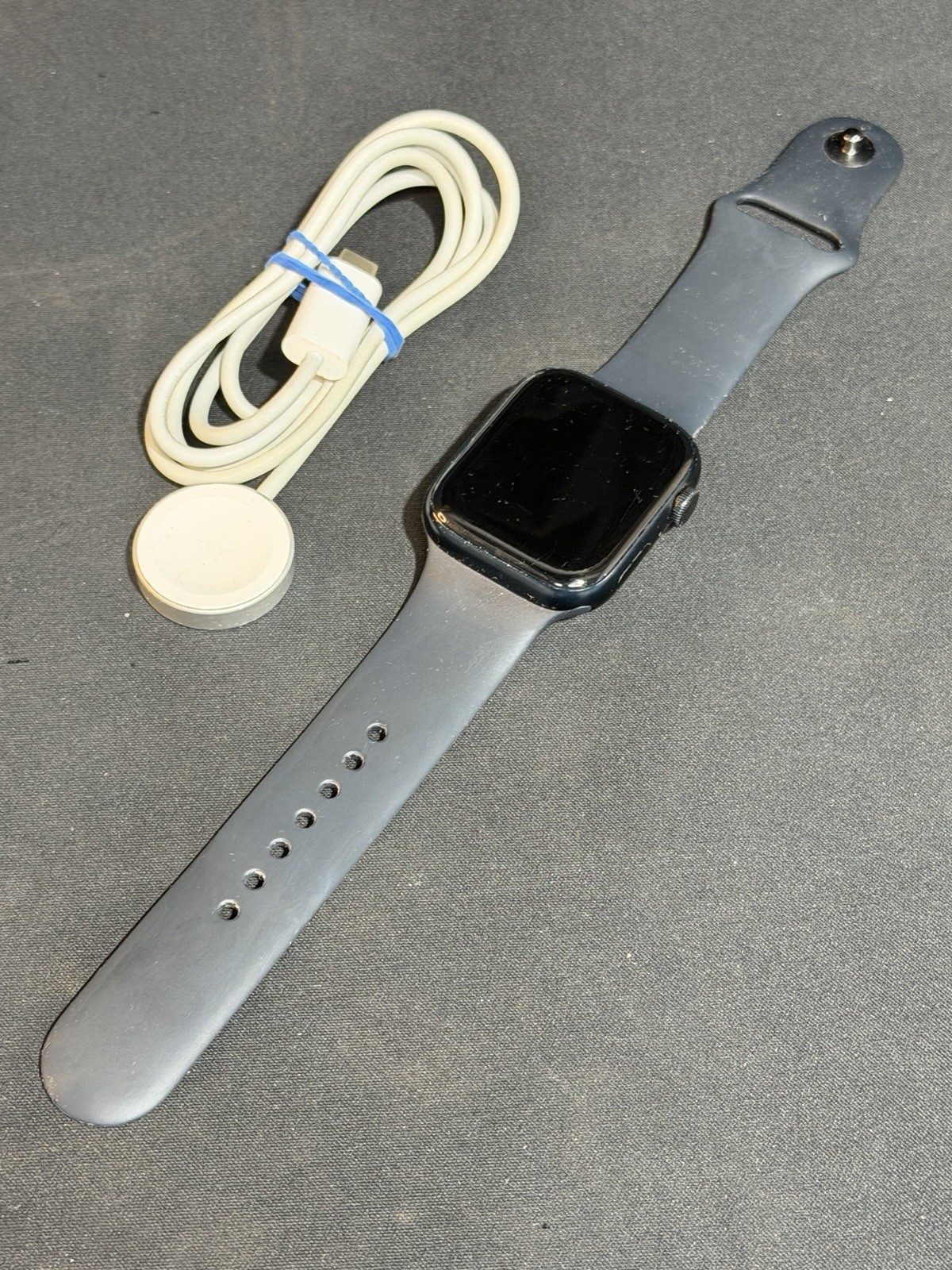 Apple Watch Series 7 45mm GPS Space Black With Sport Band
