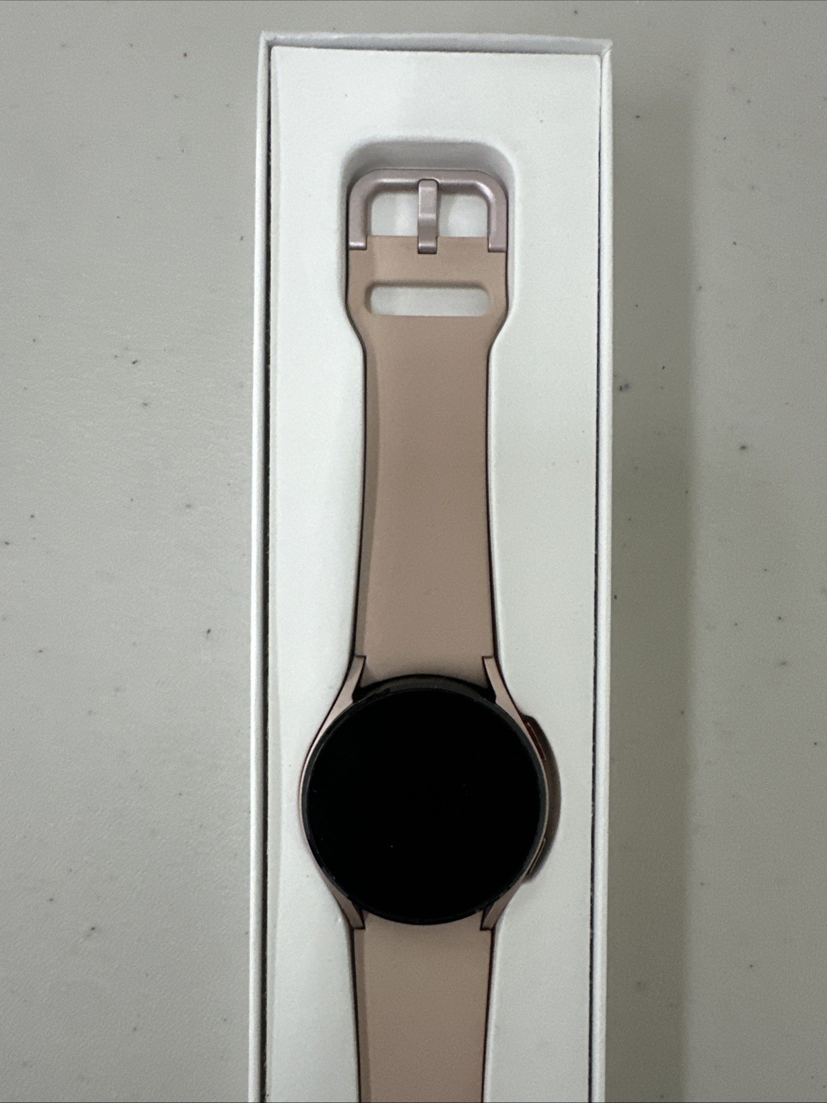 Samsung Galaxy Watch4 40mm Aluminum Case with Sport Band – Pink Gold – Wifi Only