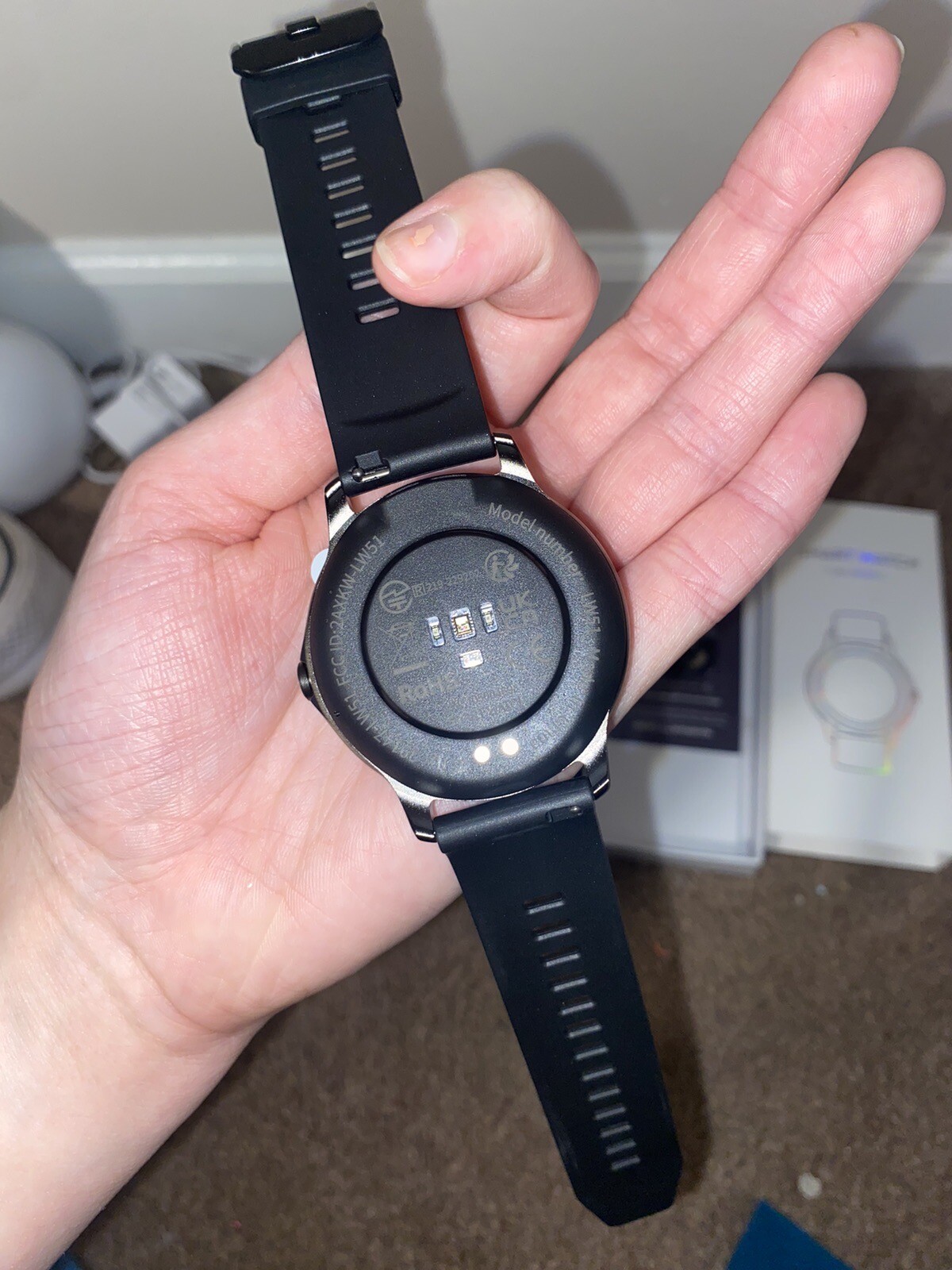 Do Sports LW51 Black Sports Bluetooth Fitness Tracker Smartwatch With Alexa Used