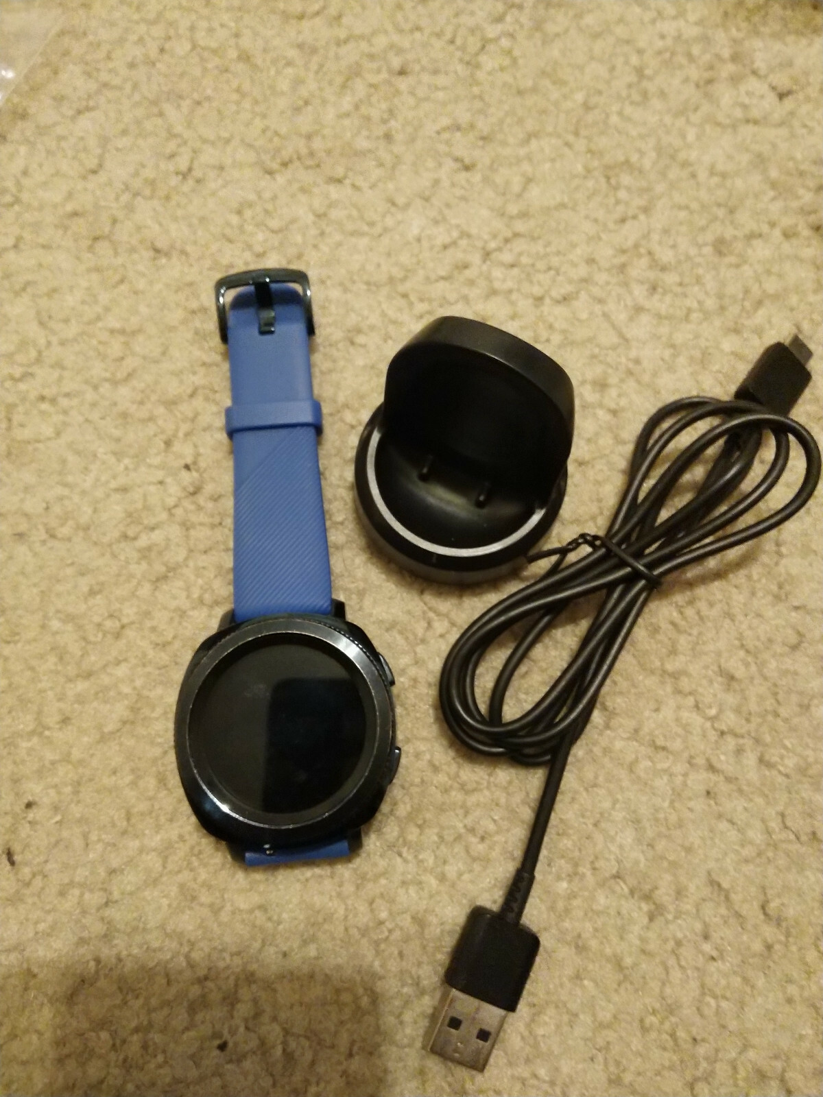 Samsung Gear Sport SM-R600NZKAXAR SM-R600, Blue, READ