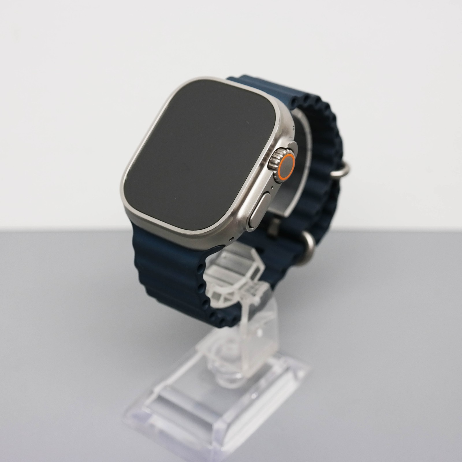 Apple Watch Ultra 2 GPS+CELL 49mm Titanium Case Blue Band MREG3LL/A