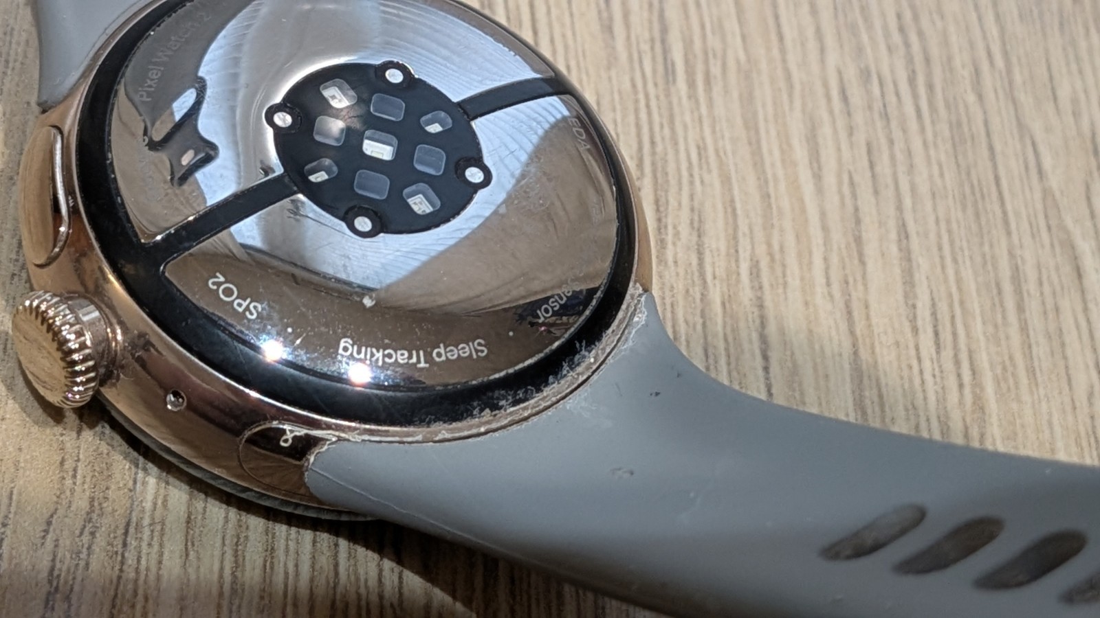 Google Pixel Watch 2 41mm Champagne Gold Case Hazel Band, BT/WIFI (FOR PARTS)