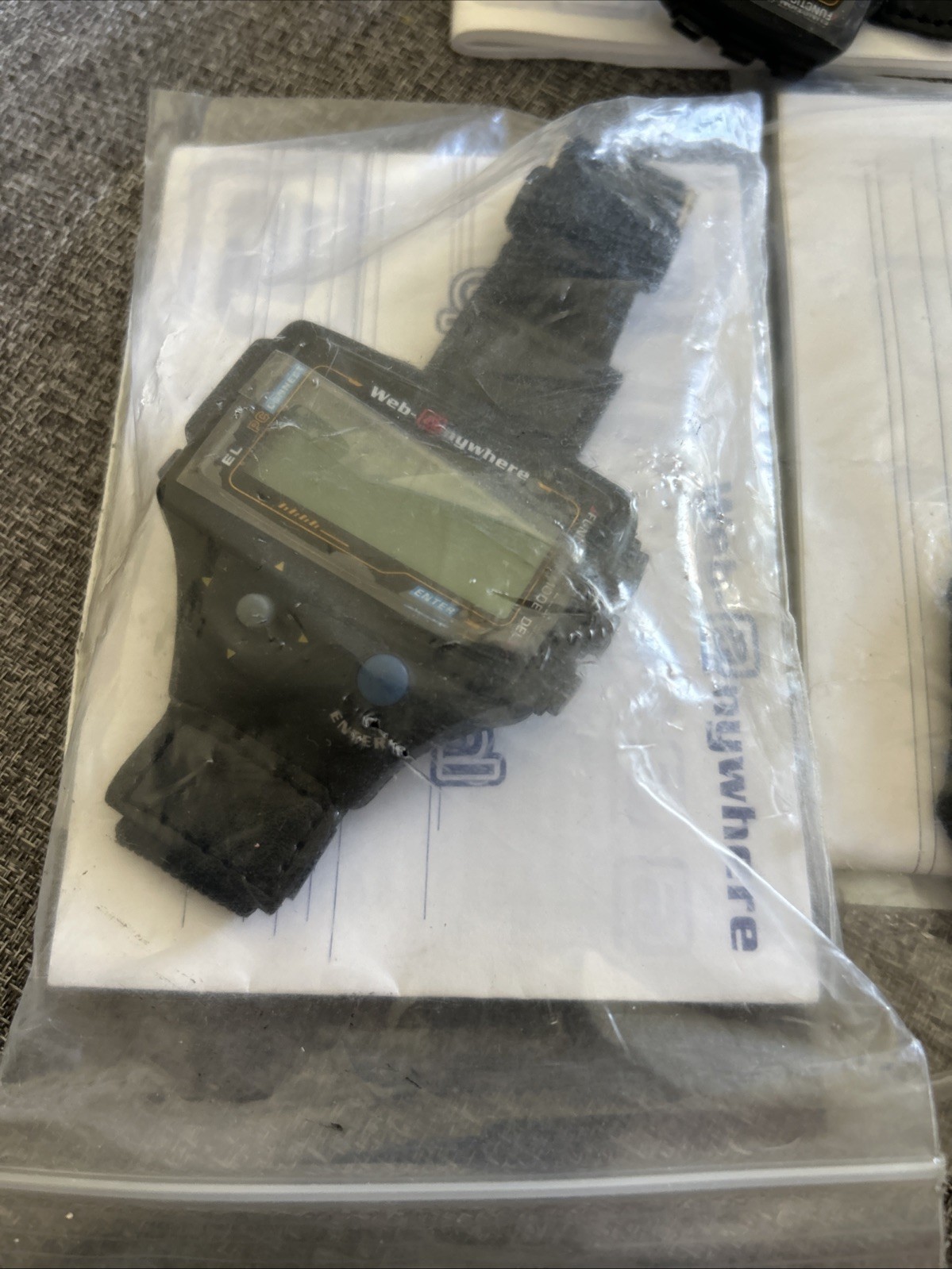 Web-Anywhere Worldwide Web Watch Vintage Smart Watch Lot W Manuals Windows 95/98