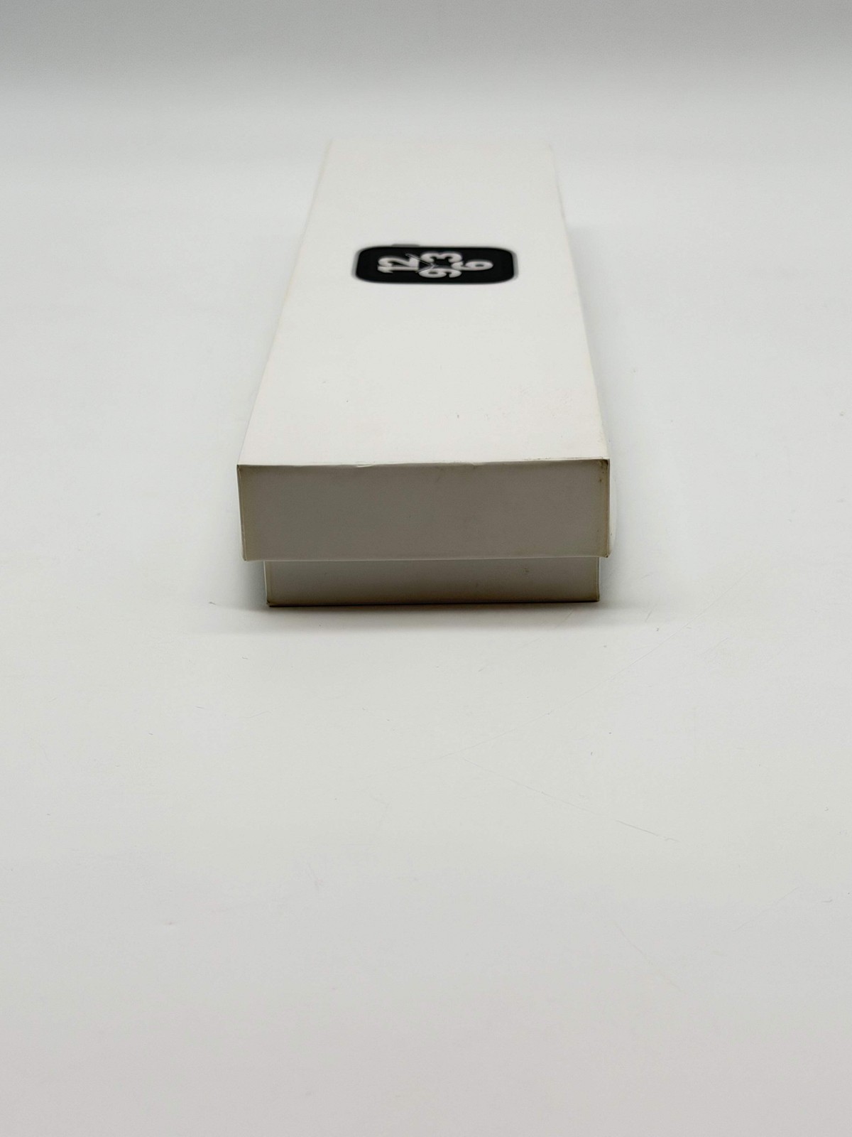 2020 Unlocked Apple Watch SE A2353 40mm Silver w/ Box