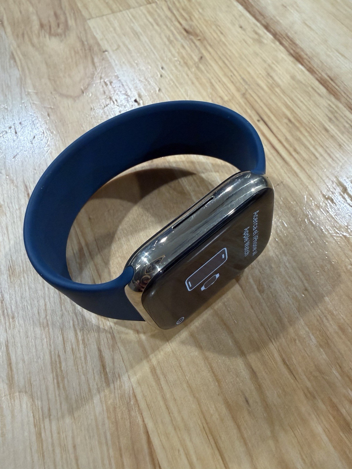 Apple Watch Series 8 45 Mm Stainless Steel Gold With Blue Sport Band