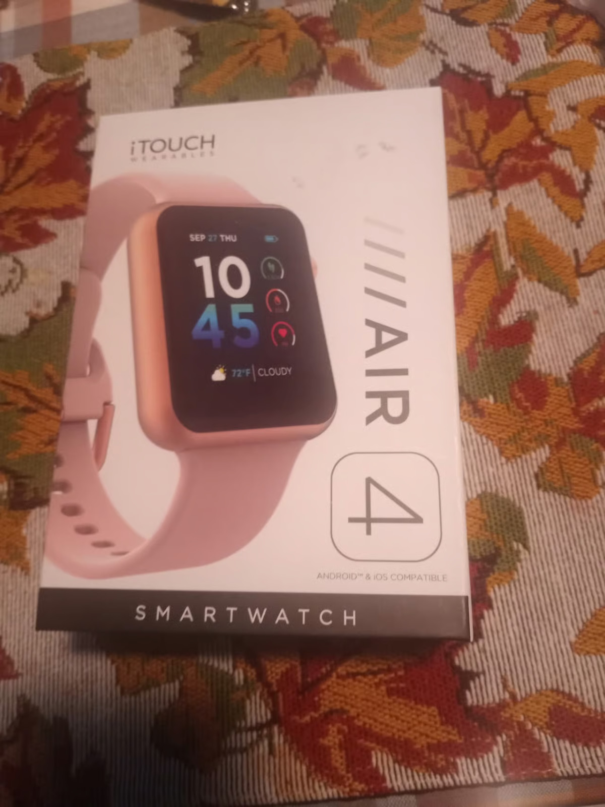 Smart watch color dusty pink
