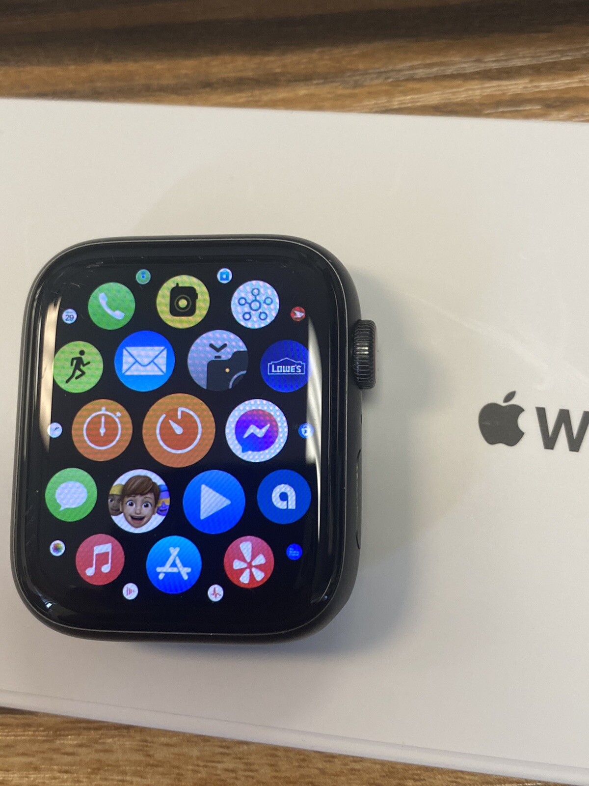 Apple Watch Series 4 44 mm Space Gray Aluminum Case with New Blue Band