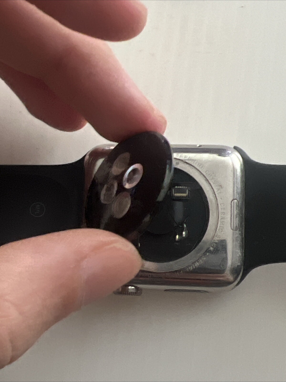 Apple Watch Sport Series 7000 42mm Space Gray – Black Sports Band (FOR PARTS)