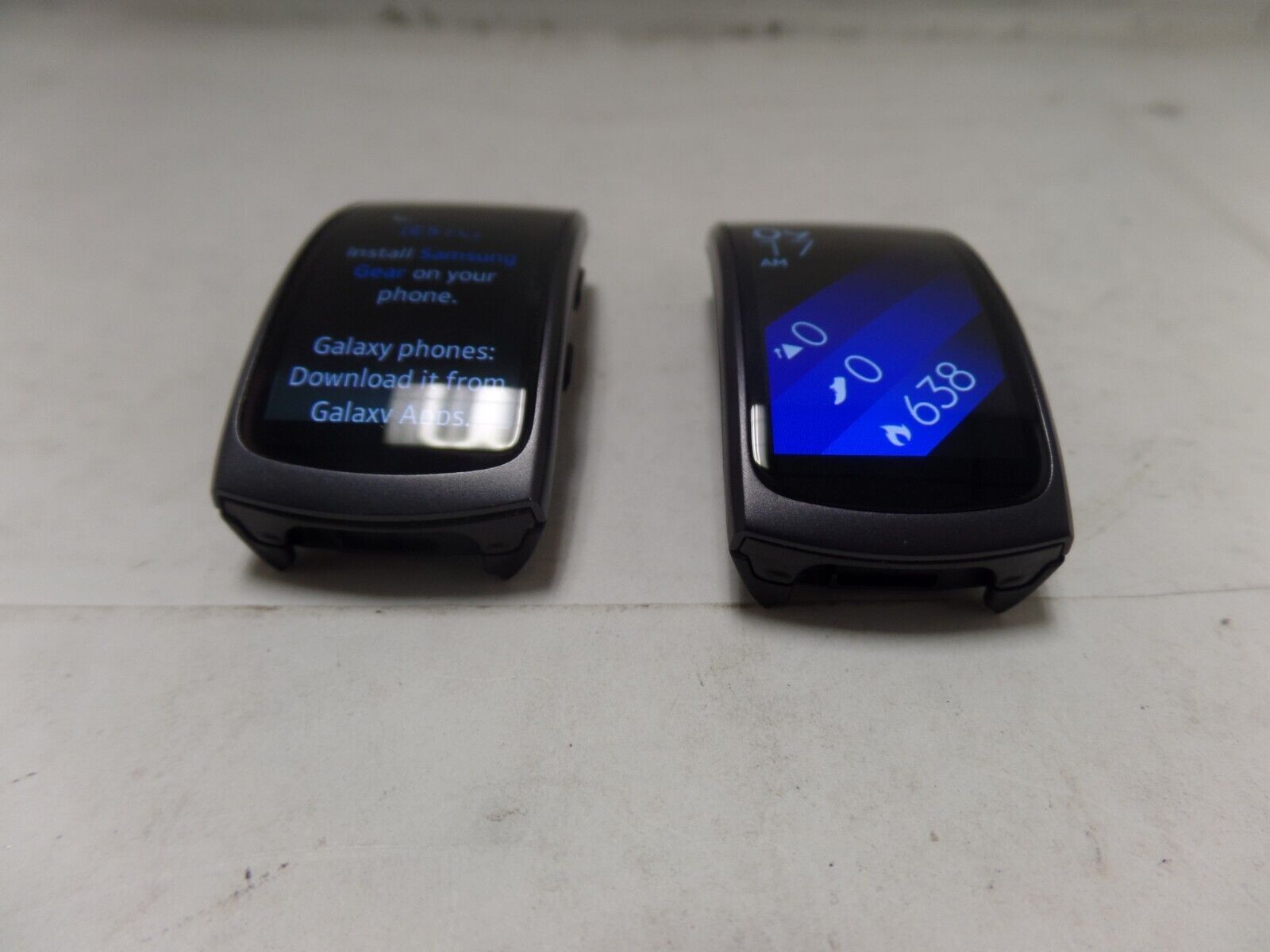 LOT OF 2PCS Samsung Gear Fit2 Watch SM-R360 AMOLED Sport Watch Black AS-IS READ