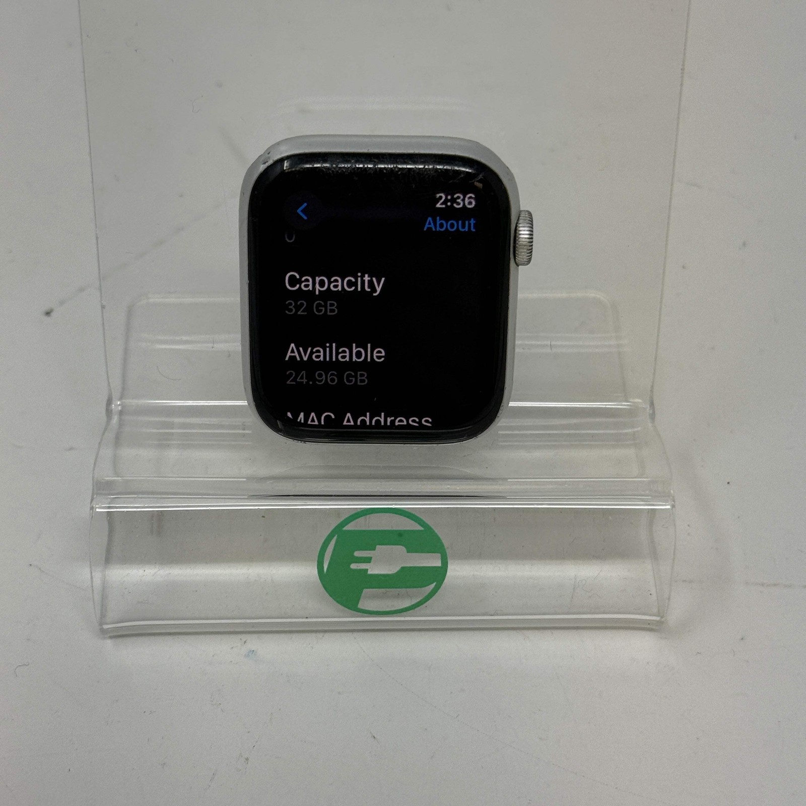 GPS Only Apple Watch SE 1st Gen 44MM Silver Aluminum A2352 Face Only