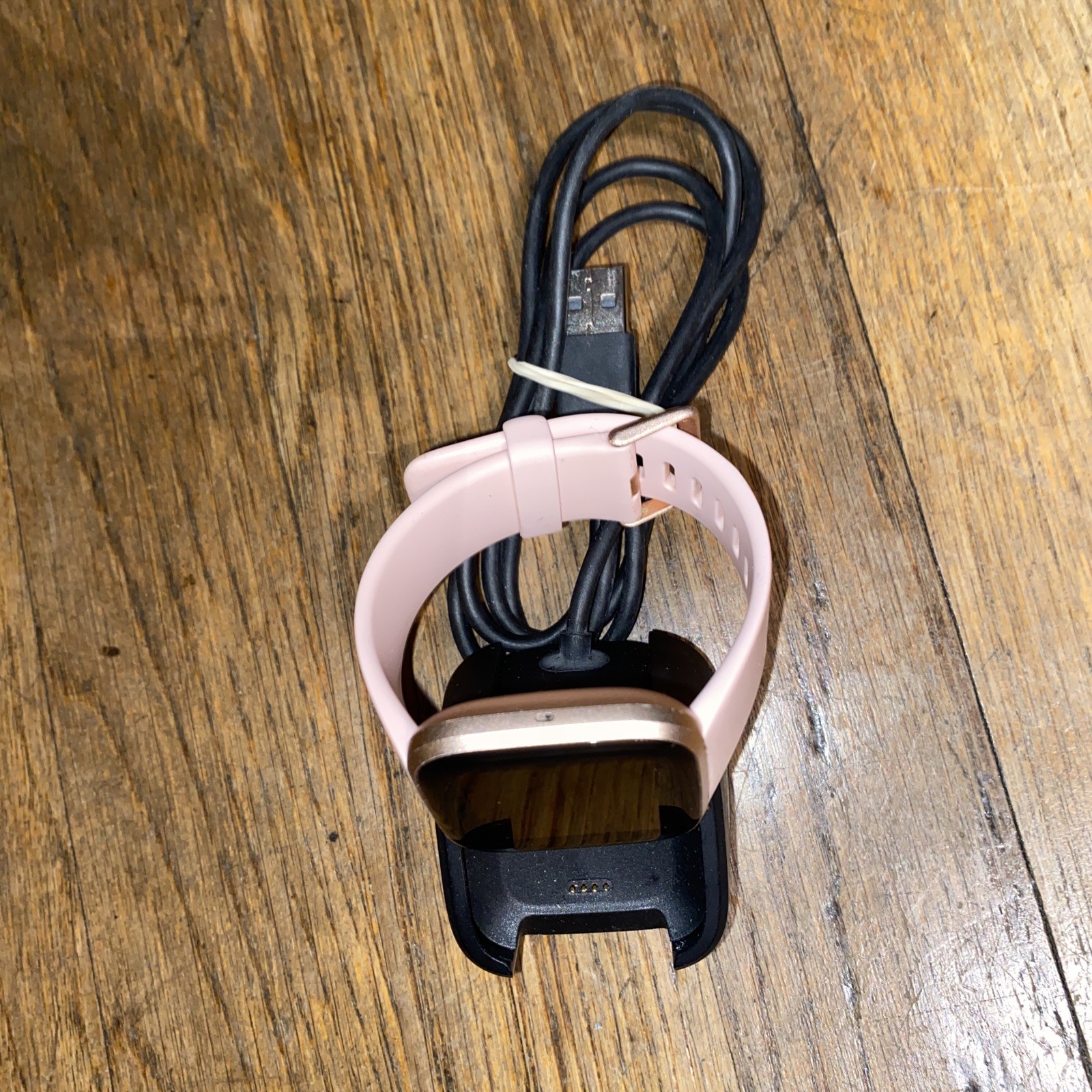 Fitbit Versa 2 – Health & Fitness Smart Watch Copper Rose / Pink Band FB507