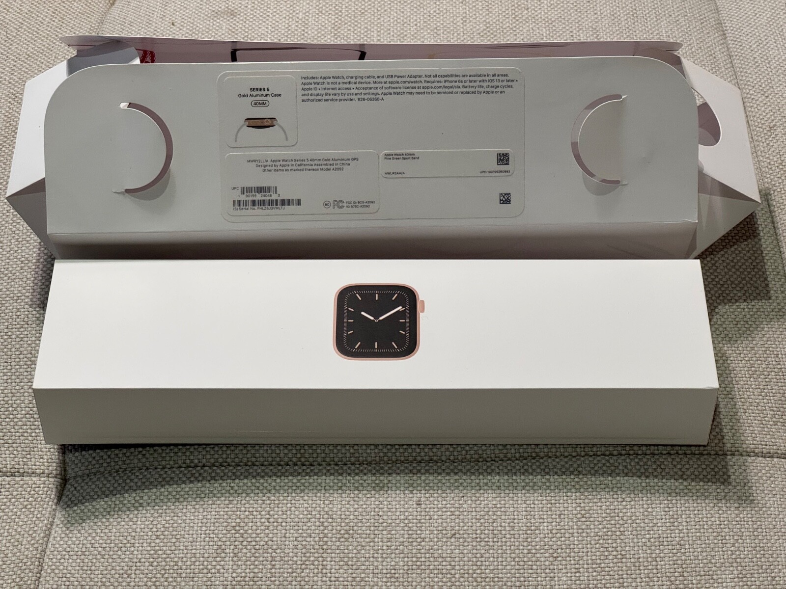 40mm Series 5 Apple Watch – Gold Case, 3 different bands! (MWWP2LL/A)