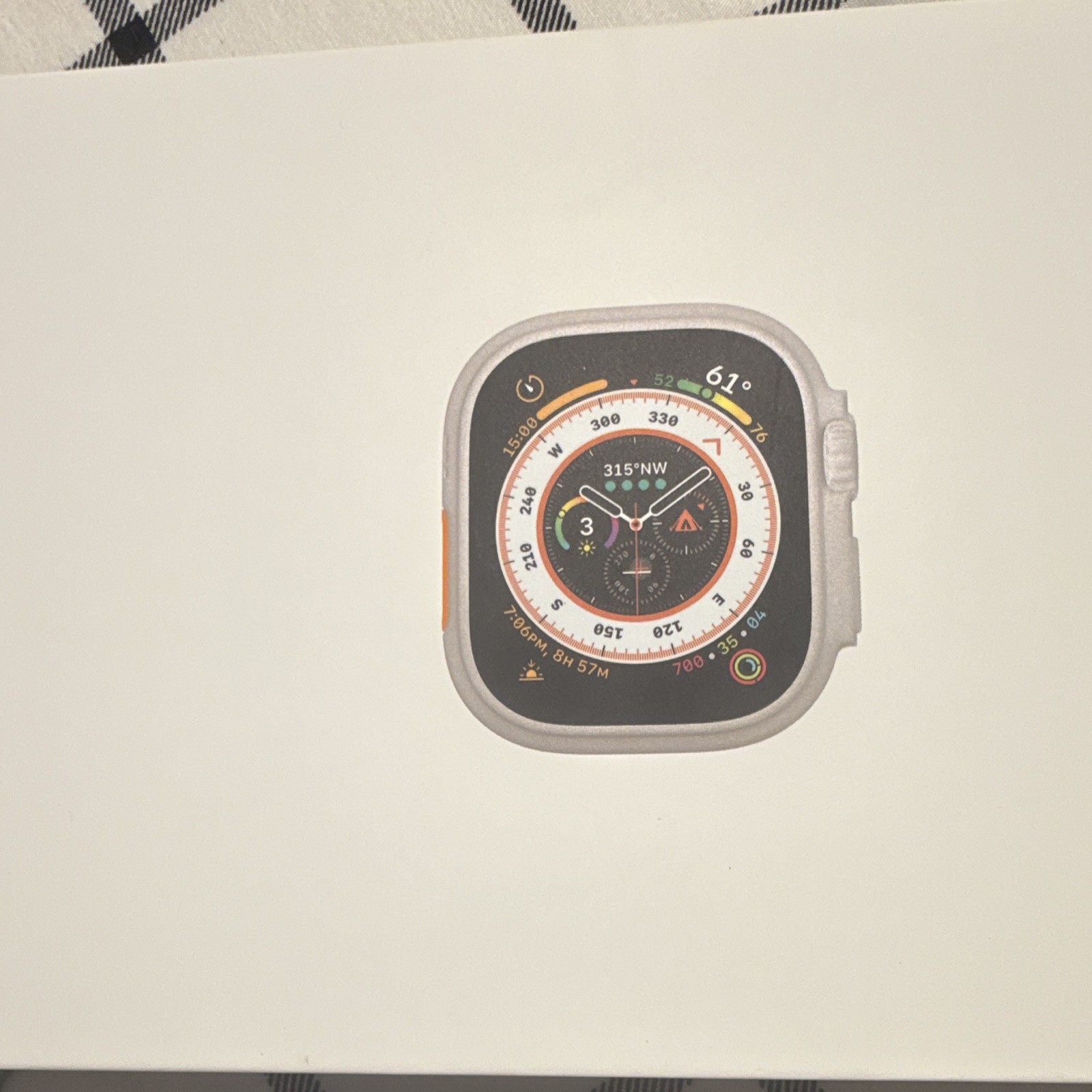 Apple Watch Ultra 49mm Titanium Silver Case GPS 32GB Green Alpine Loop