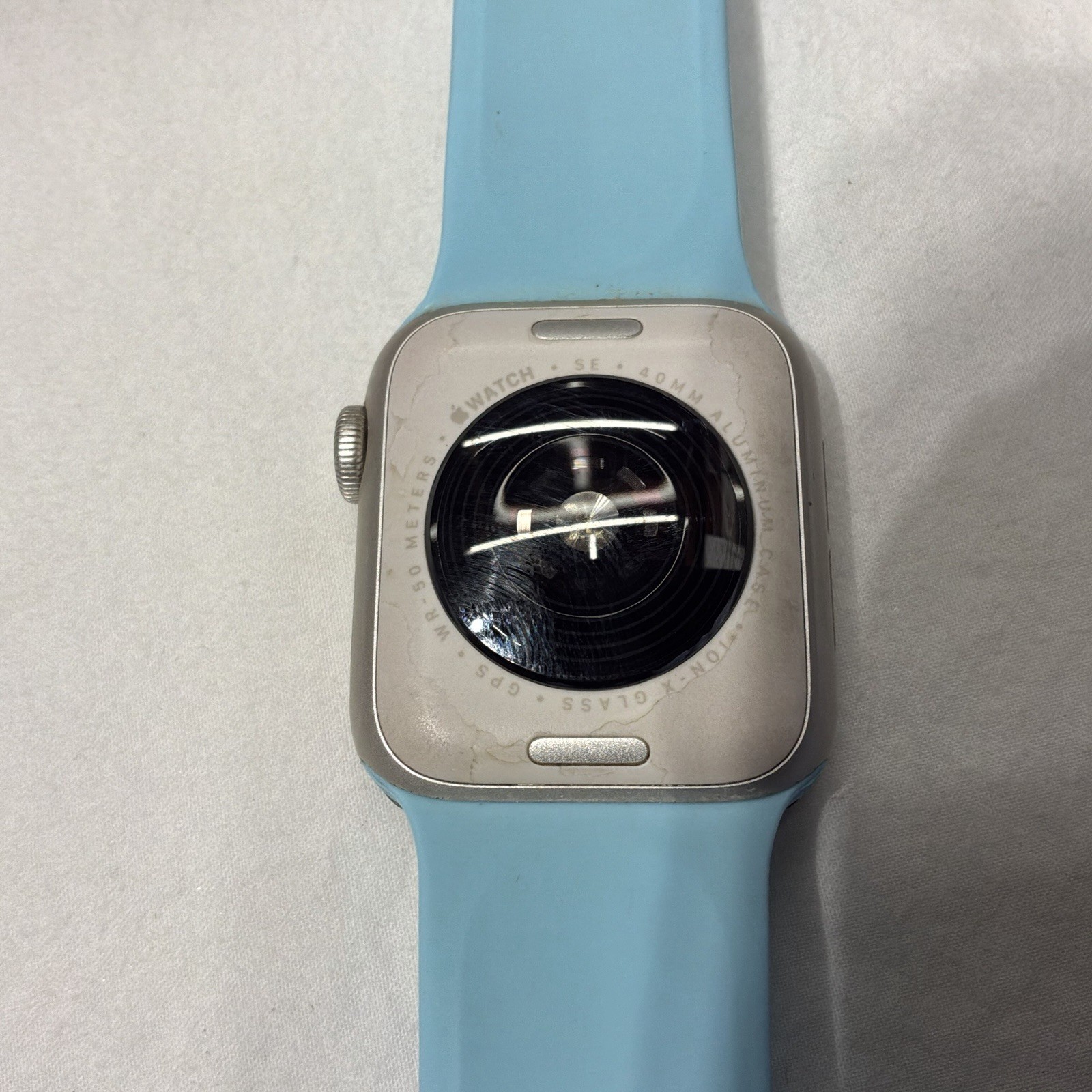 Apple Watch SE (2nd Generation) 40mm Aluminum with Sport Band – Low Battery Life