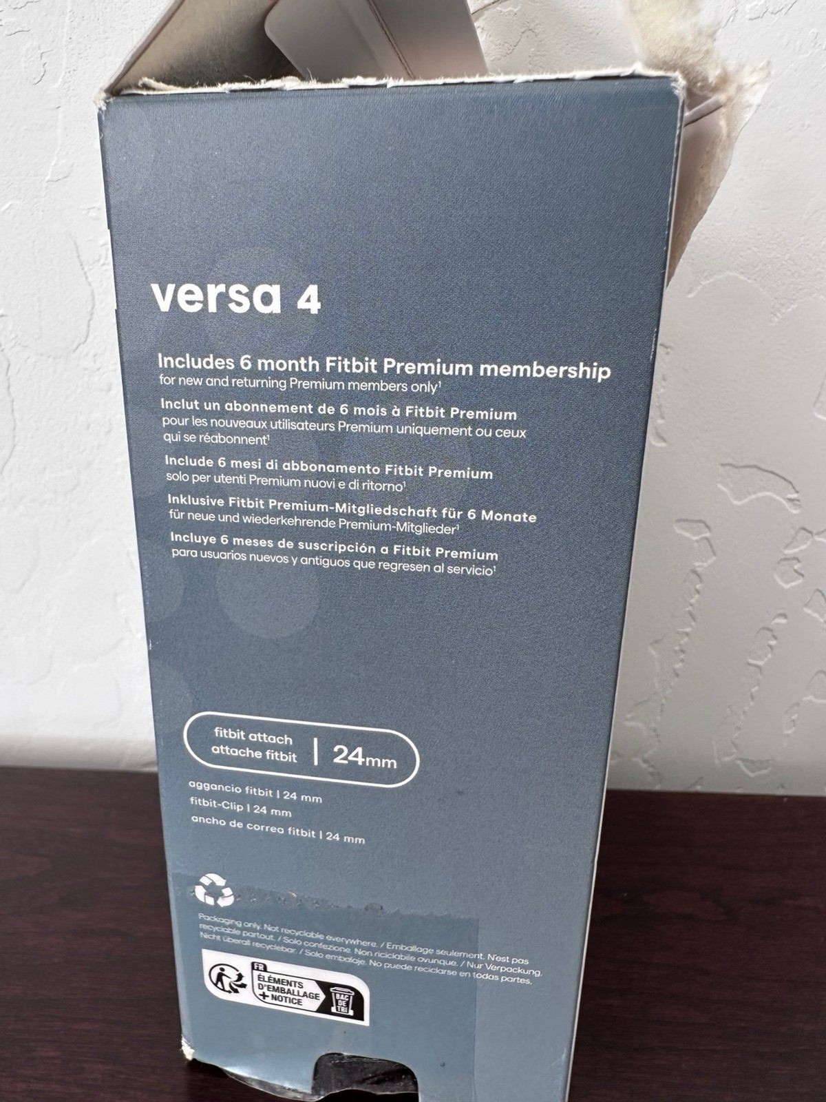 Fitbit Versa 4 Smart watch 24mm Waterfall Blue Platinum Open Box Unused Workout