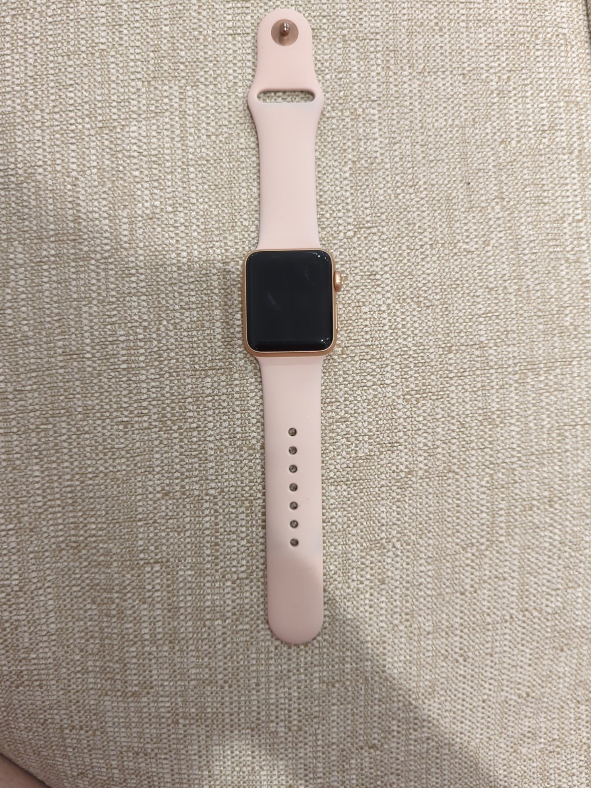 Apple Watch Series 3 – 38 MM Rose Gold with Pink Sand Sport Band