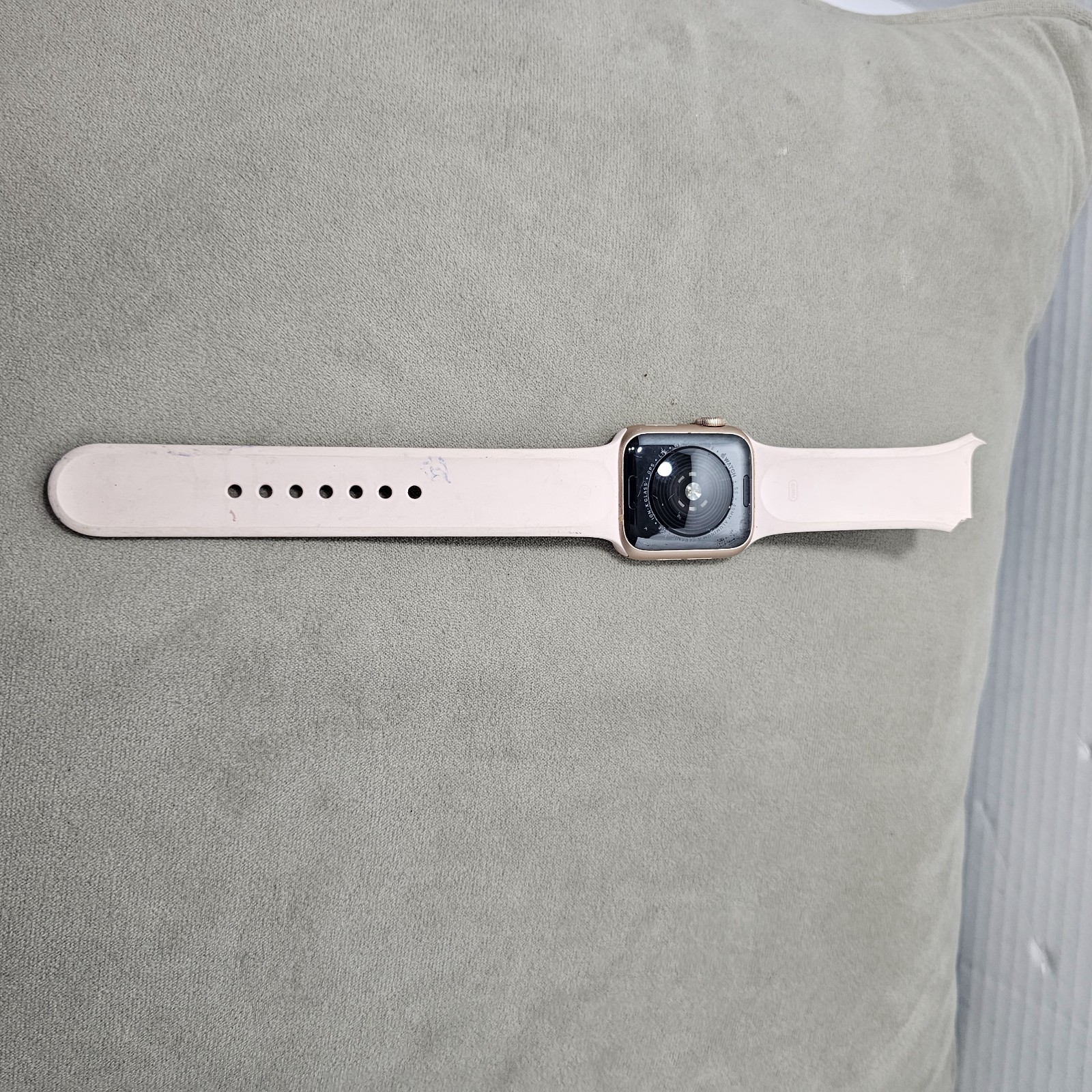 Apple Watch SE (2022) 2nd Gen Pink 40mm (GPS LTE) Repair Only