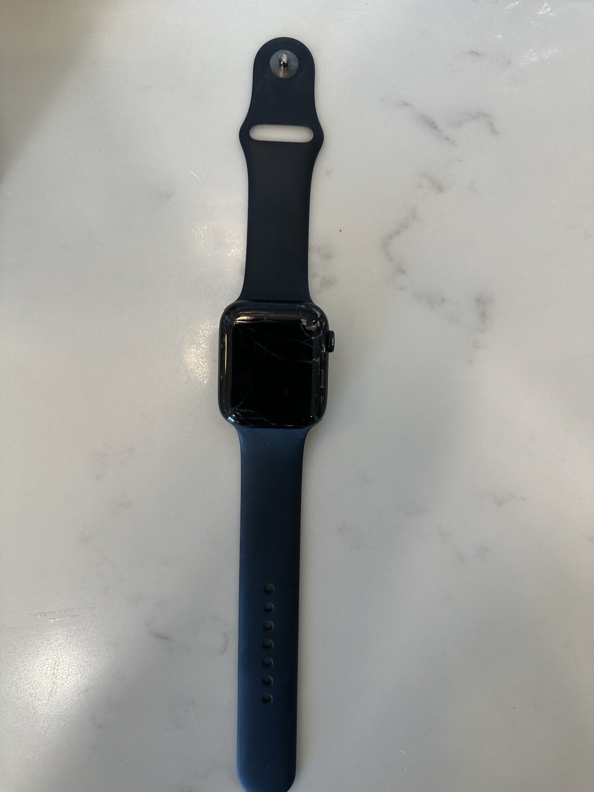 Apple Watch SE (2022) 44mm Midnight Aluminum Case with Sport Band, M/L (GPS +…