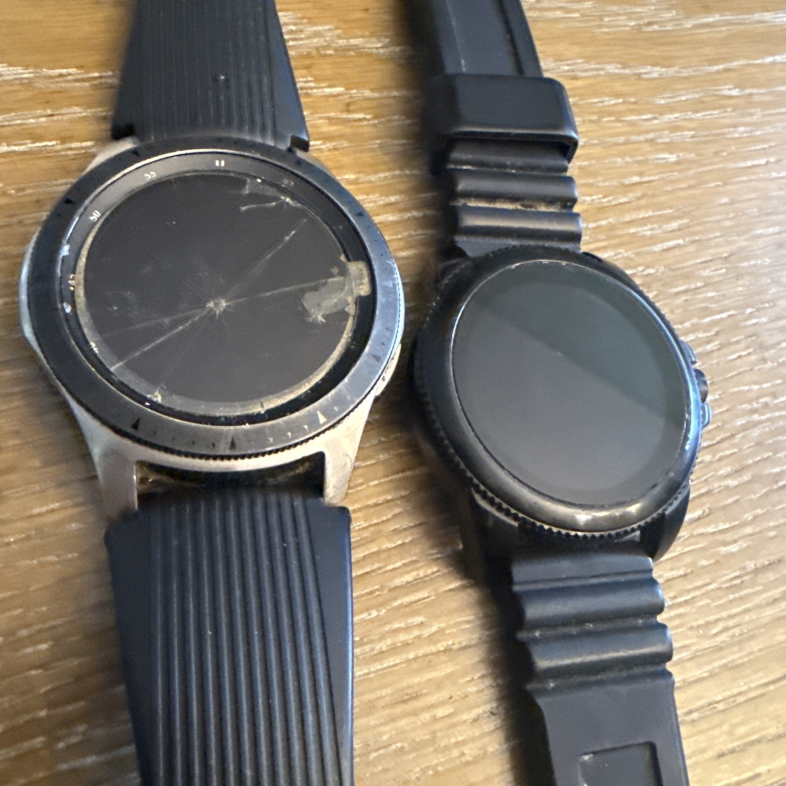 Lot of 2 Smart Watches- Fossil Gen 5e & Samsung Galaxy Watch