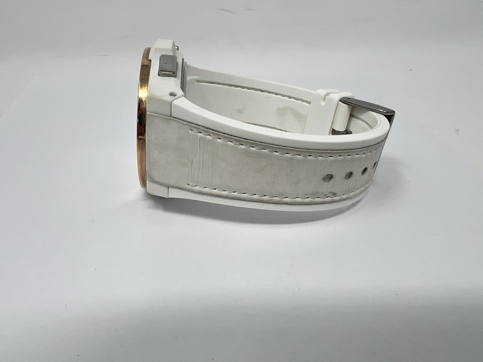 Kenneth Cole Men’s Watch G0827A Connect Smart Two Tone White Gold Silicone Band