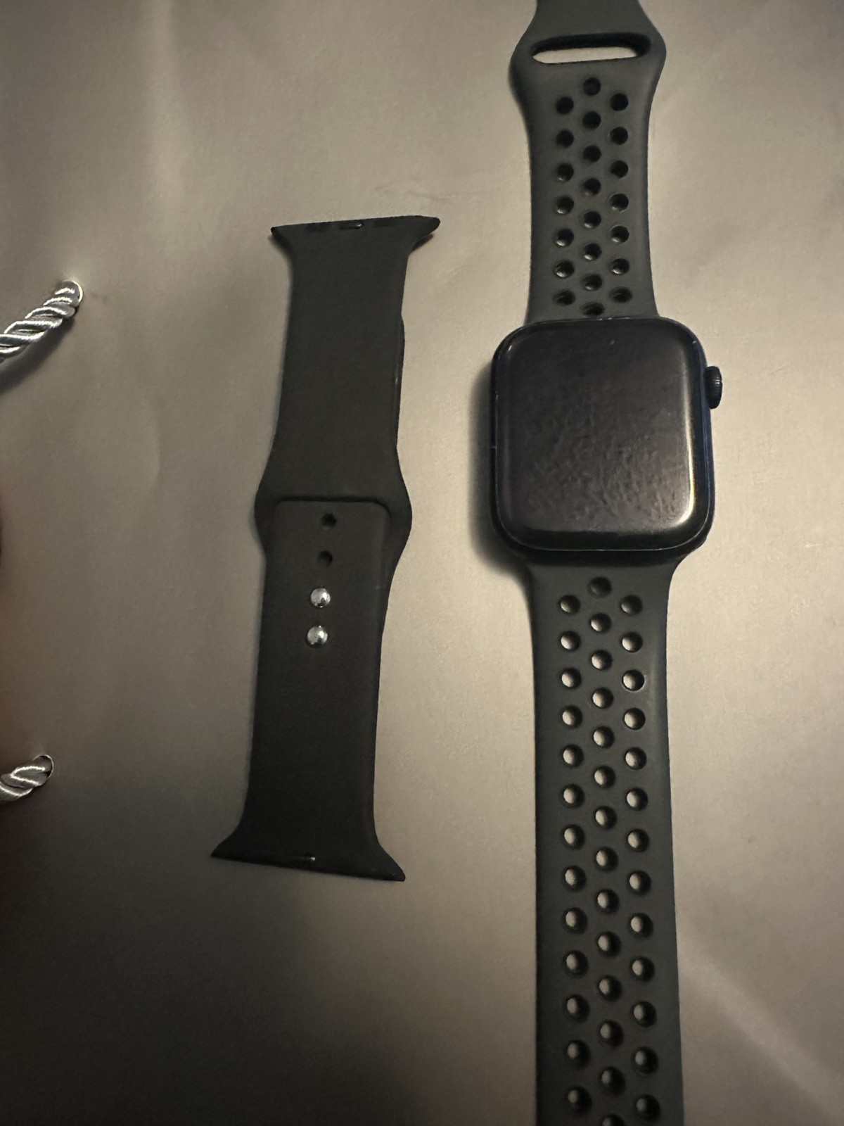 Apple Watch Series 7 Aluminum 45 mm GPS Only Midnight Black (Good)