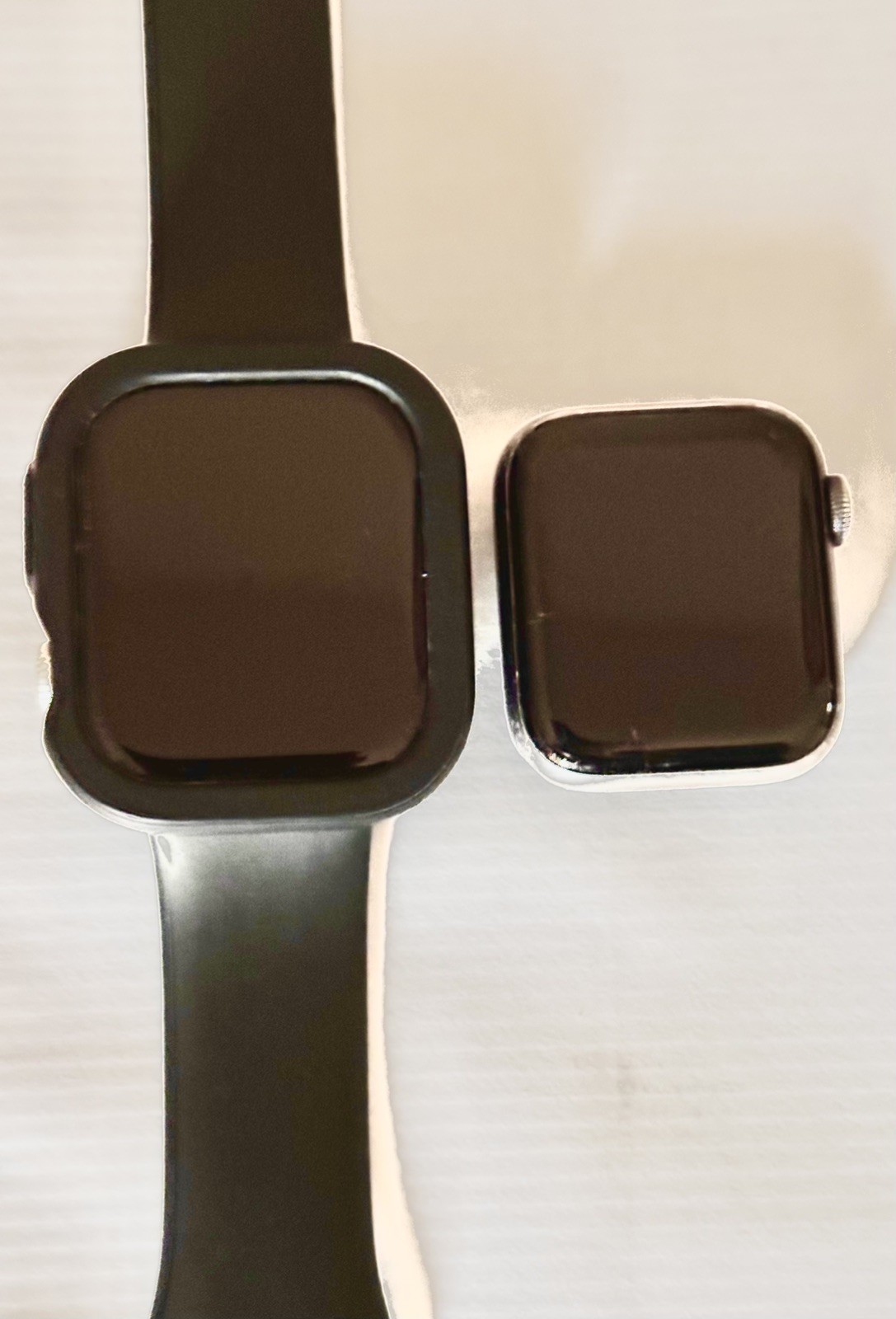 Apple Series 5 gps/cellular perfect functionality 84% battery health,unlocked