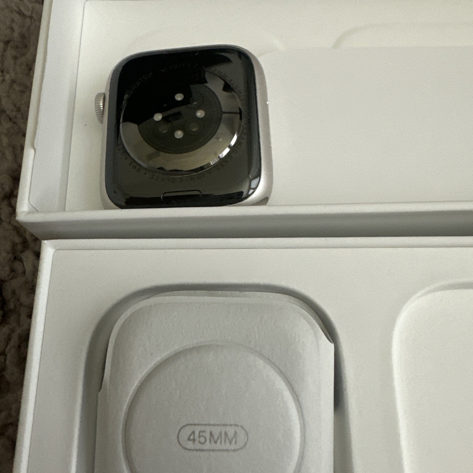 Apple Watch Series 7 45mm Aluminum Case with Sport Band – Starlight