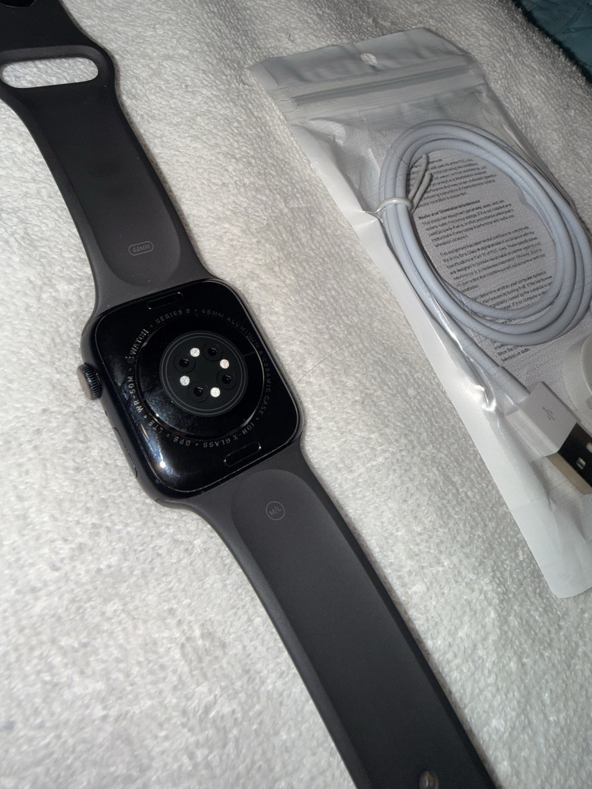 Apple Watch Series 9 45mm Aluminum Case with Sport Band (GPS+CELLULAR)